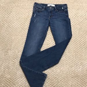 Abercrombie & Fitch ladies jeans 6R